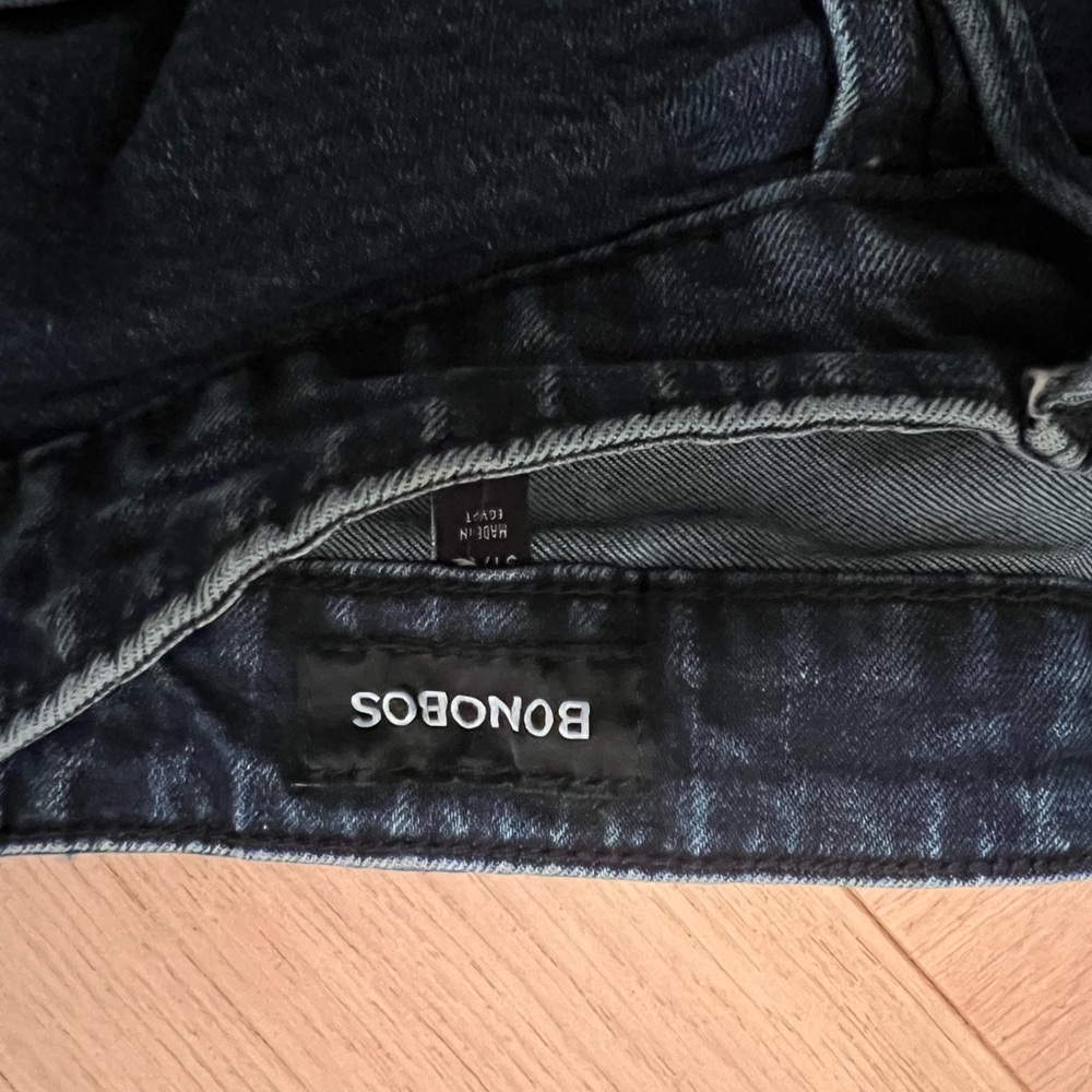 Bonobos brand blue jeans, size 31/32, good condition - Picture 2 of 3
